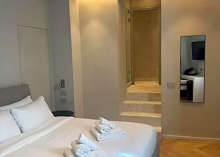 Casa de hóspedes Bdb Margutta 4*